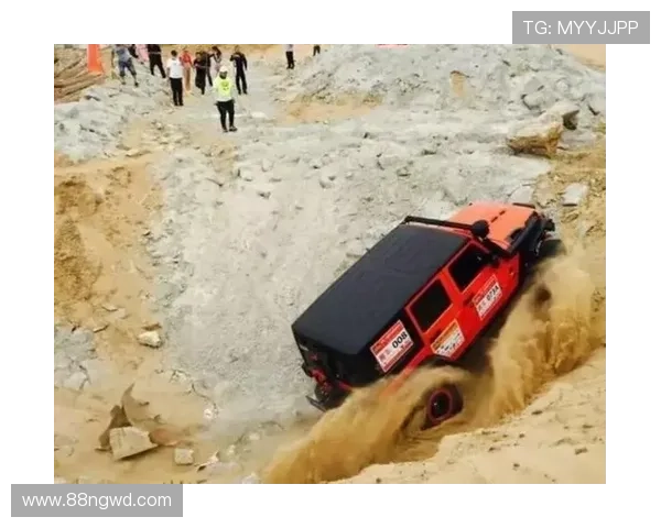 中国越野车大比赛：挑战极限，展现驾驶技术与团队精神的盛会